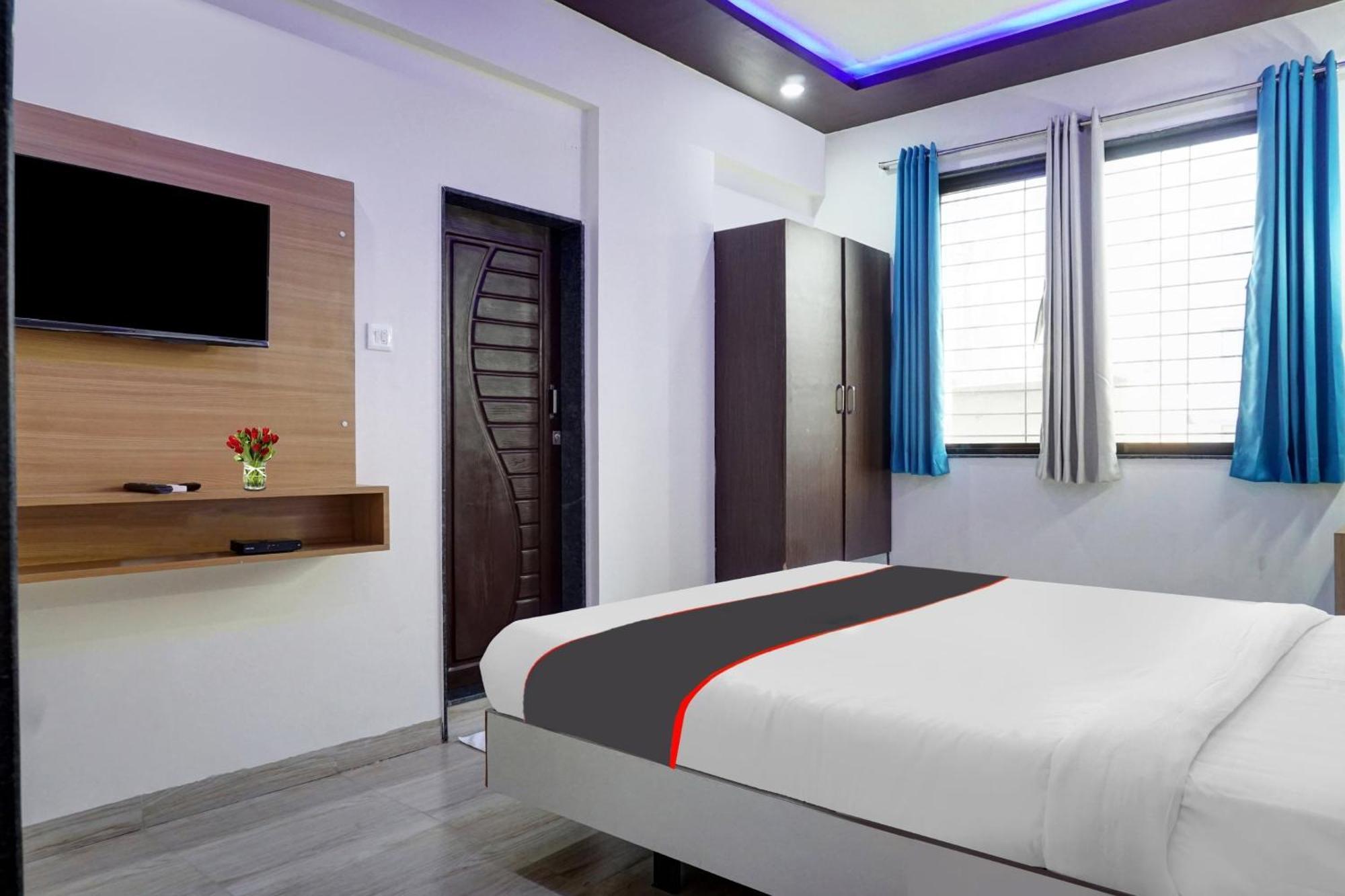 Super Collection O Eon Inn Near Pune Airport Kharadi Exterior foto